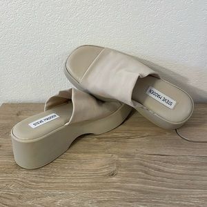 Steve Madden Slinky30 Platform Sandals Cream/Tan Size 8